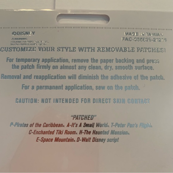 NWT. Disney Patch Sequin Mickey “Talk Disney to Me” patch or reusable sticker - Picture 5 of 5